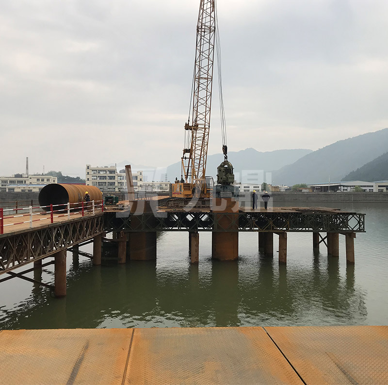   應急貝雷麻豆国产在线和固定貝雷麻豆国产在线具有構件少，重量輕，成本低的特點