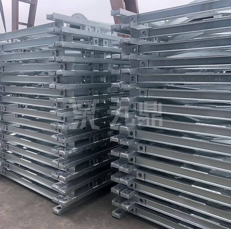 貝雷片在橋跨坐落時的作用